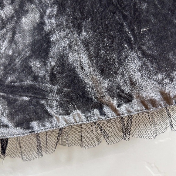 Mini Boden Dark Gray Velvet Tulle Trim Look Circle Skater Skirt 9-10 Years - Picture 4 of 8